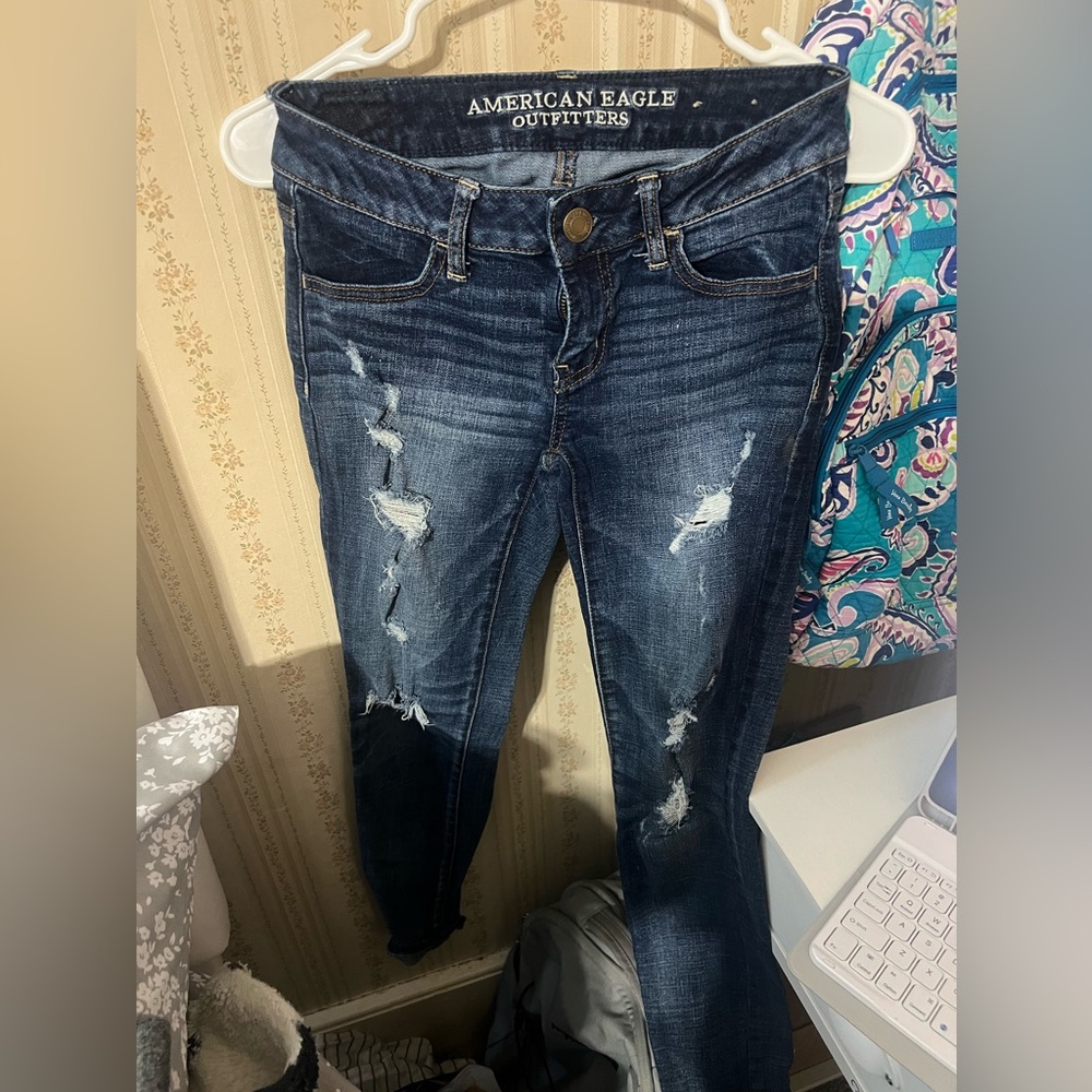 American Eagle Distressed Jeans